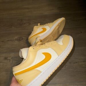 Women’s Air Jordan One Low